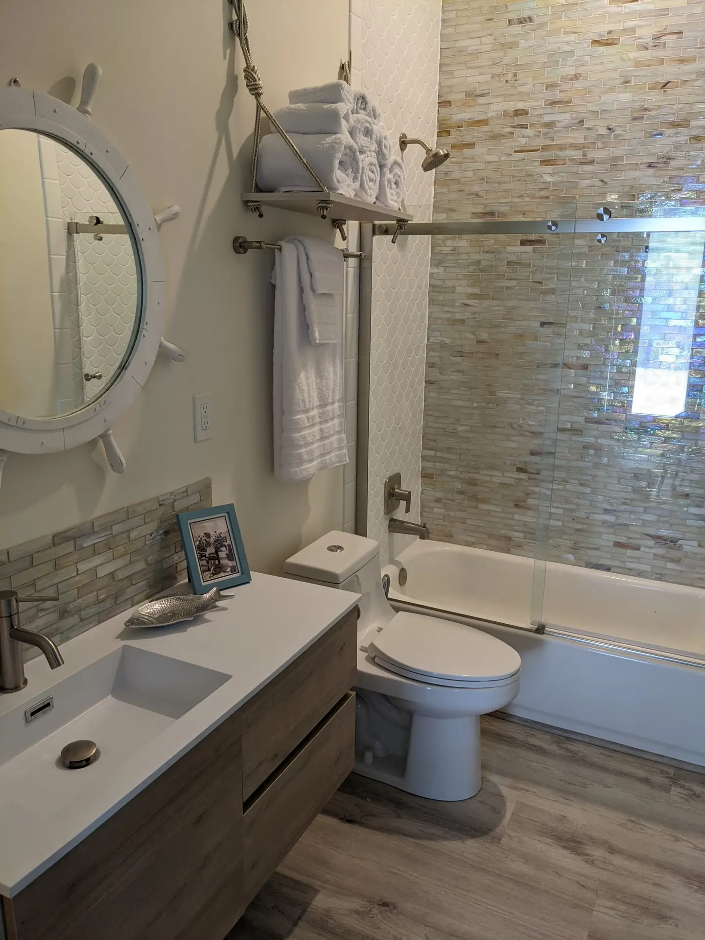 Lavish Bathrooms 2 18
